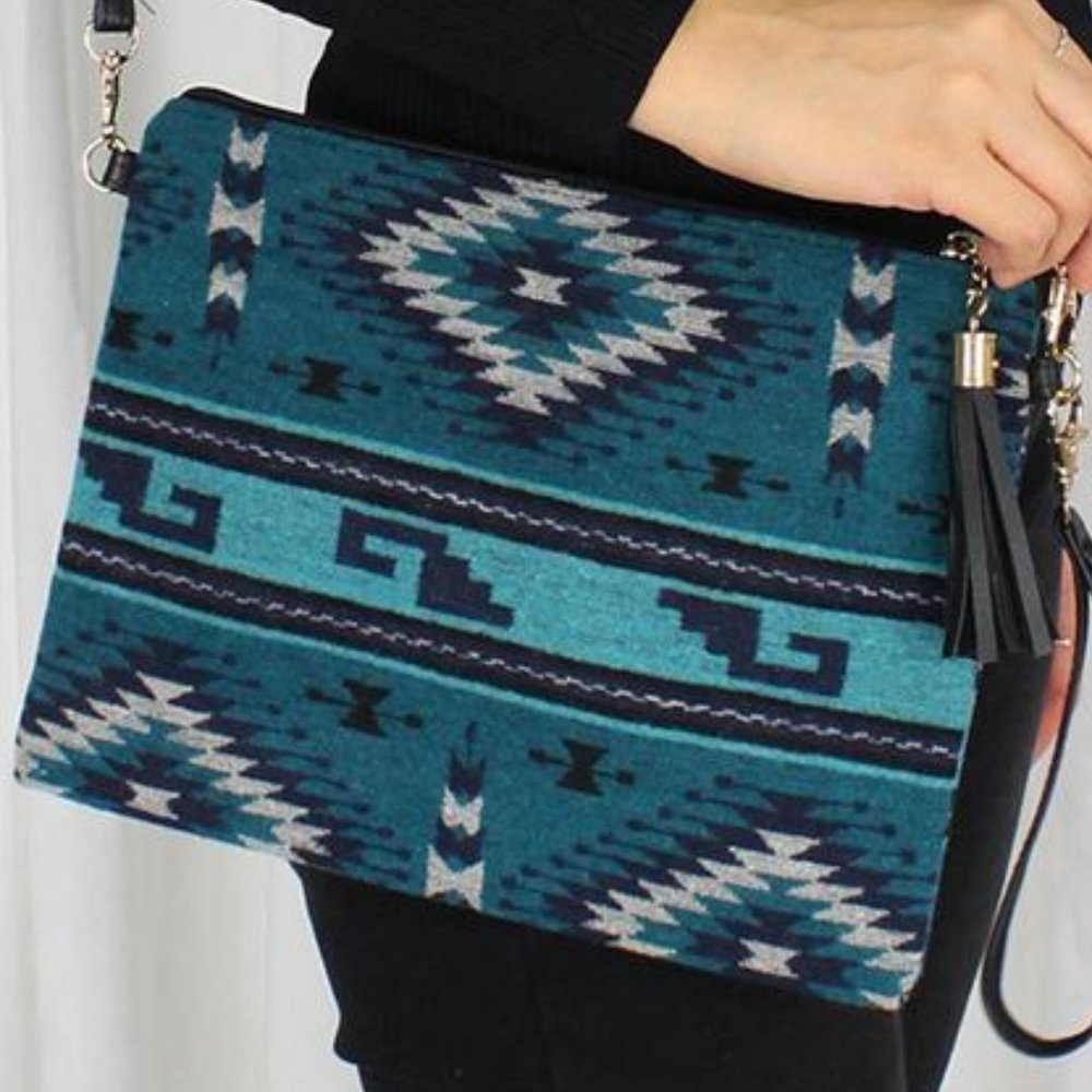 Teal Aztec Design Fabric Wristlet Crossbody Bag